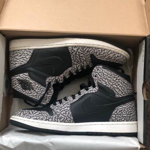 Retro Jordan 1’s Elephant Print